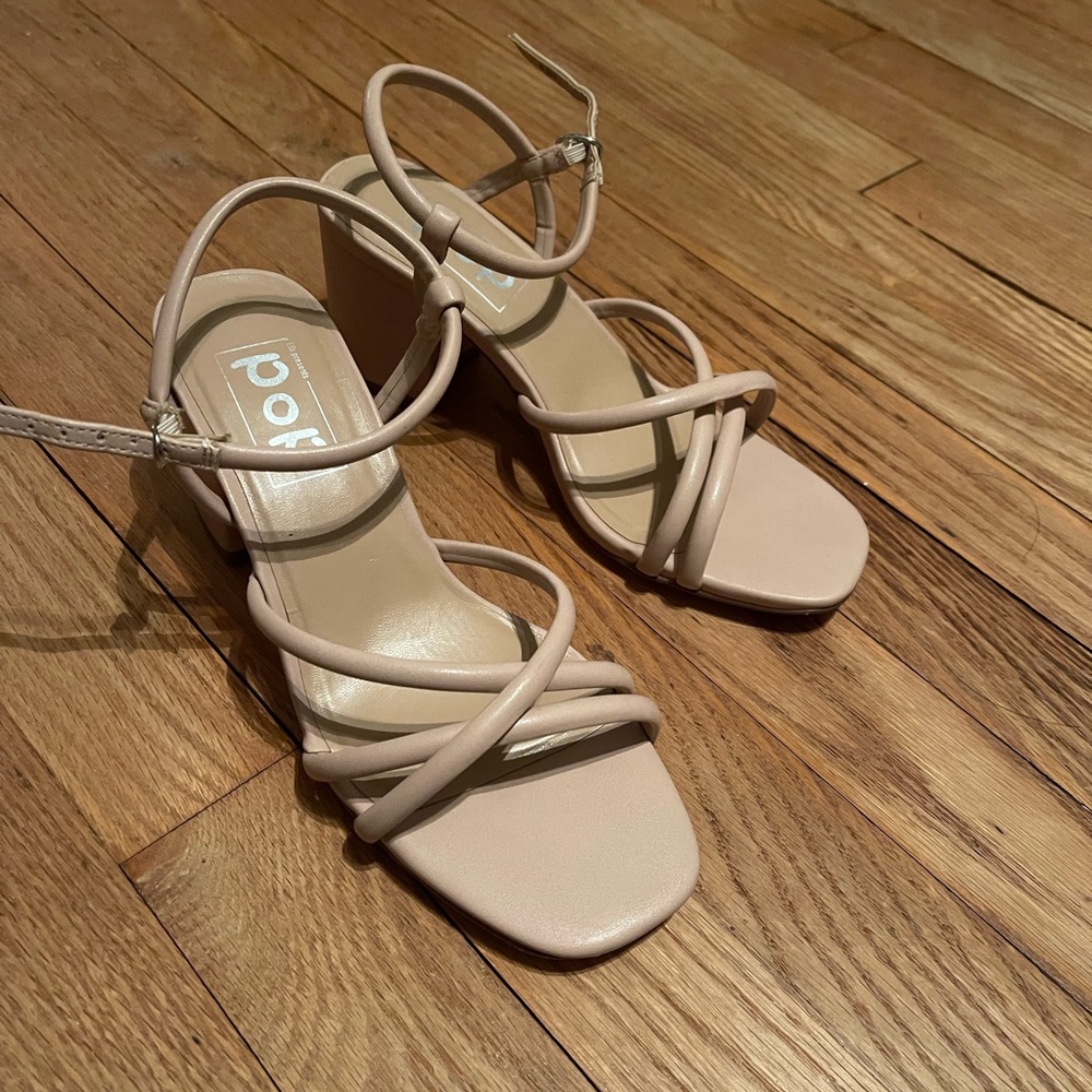 Pop straps sandals size 6.5 blush/nude colored